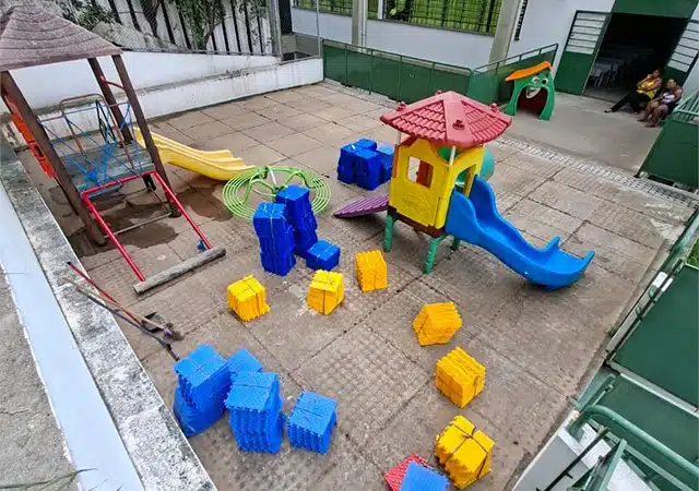 parquinho-antes